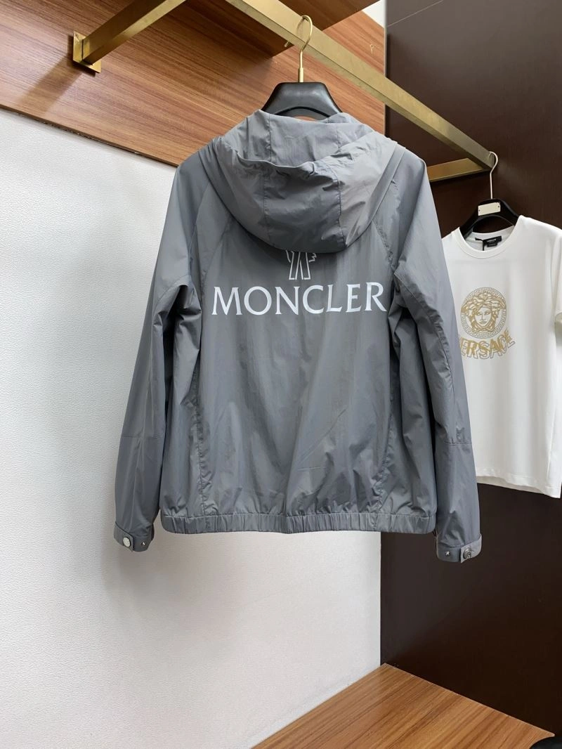 Popular Moncler Outwear 141134