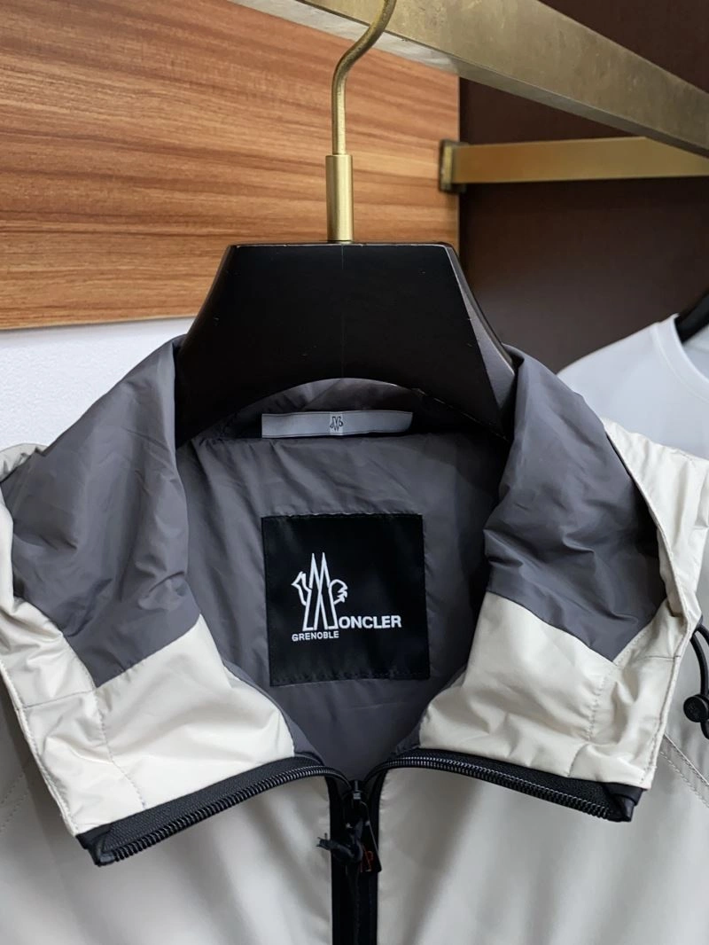 Soft Moncler Outwear 141129