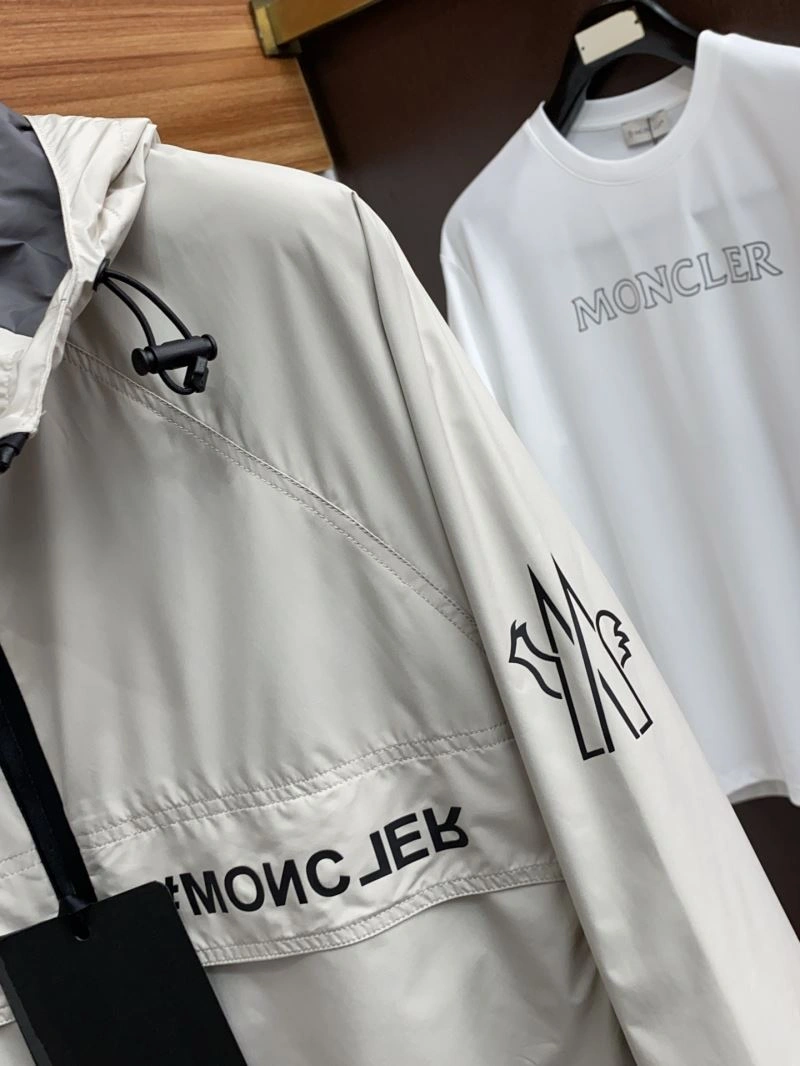 Soft Moncler Outwear 141129