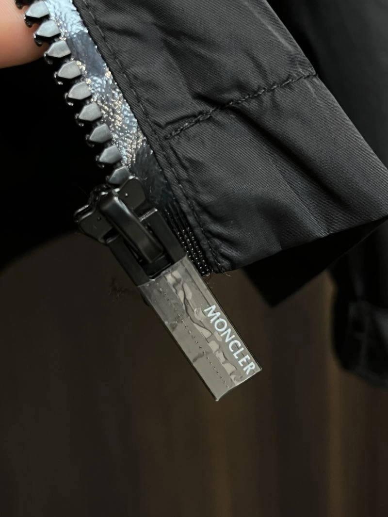 Moncler Outwear Refined 141123