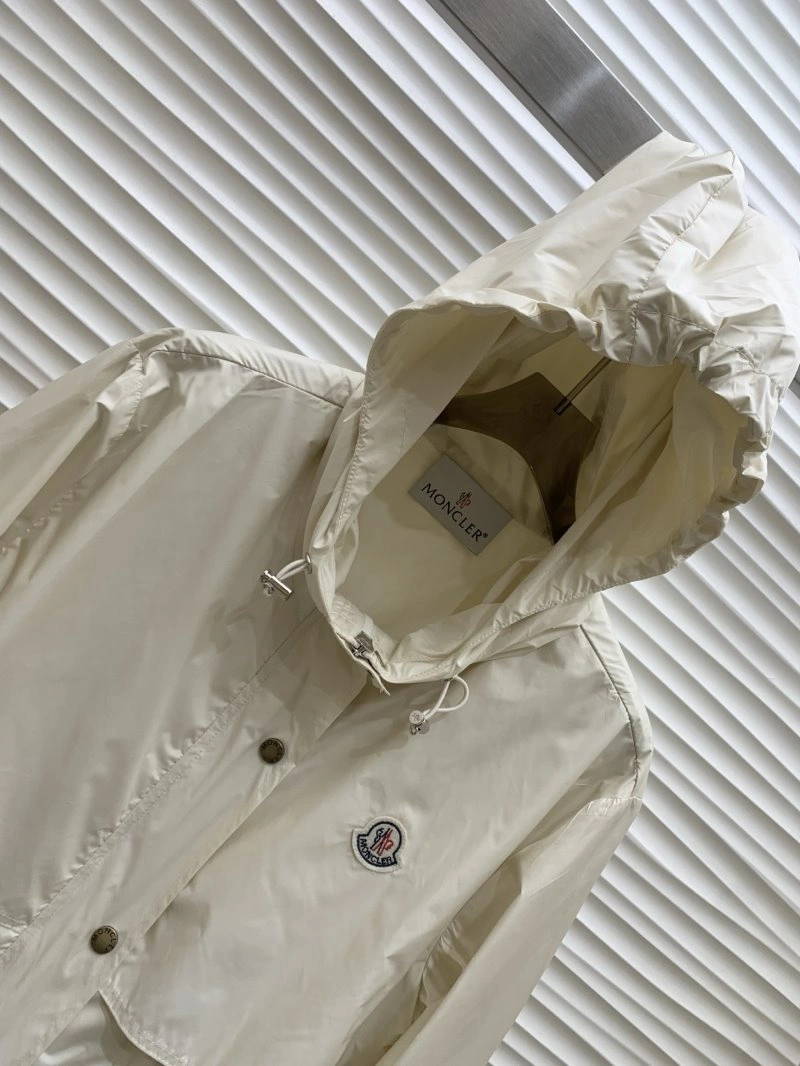 TechFriendly Moncler Outwear 139774