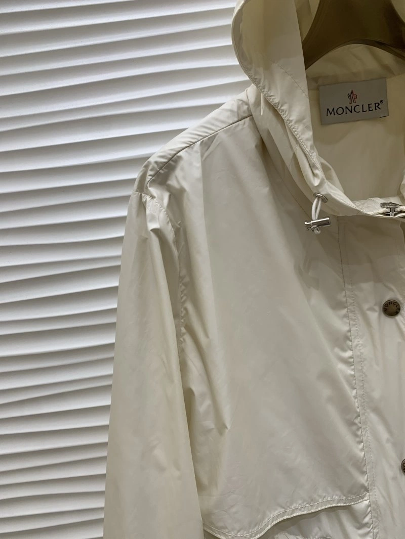TechFriendly Moncler Outwear 139774