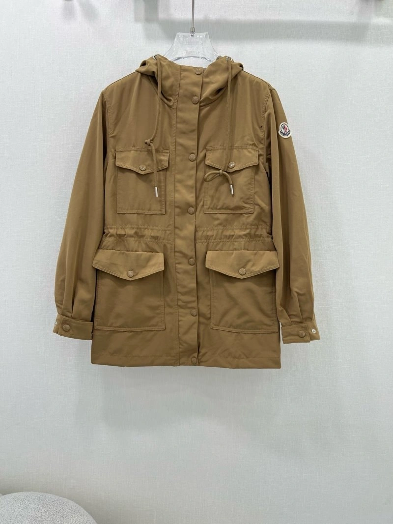 Lightweight Moncler Outwear 139772