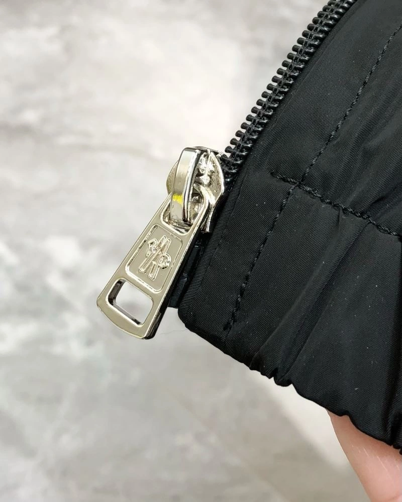 EasyCare Moncler Outwear 140777