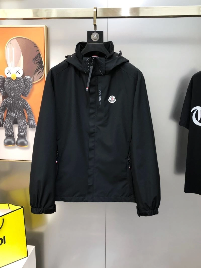 Moncler Outwear SportInspired 140776
