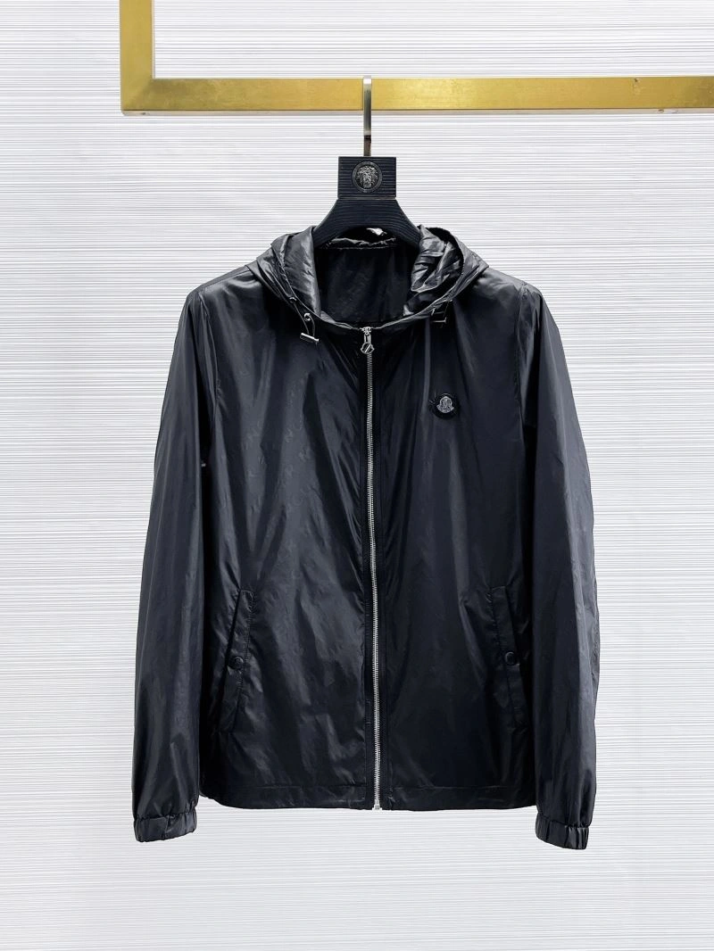 Moncler Outwear Upgraded 140770