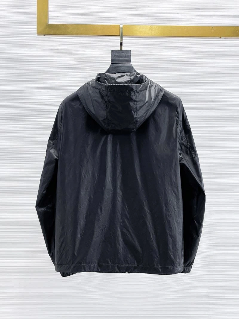 Moncler Outwear Upgraded 140770
