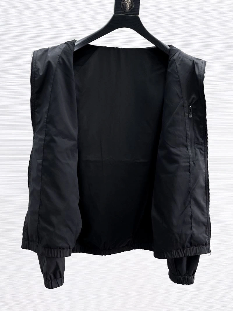 SoftTouch Moncler Outwear 140759