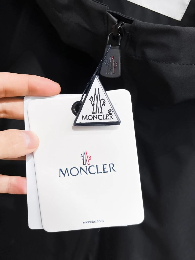 TravelReady Moncler Outwear 140768