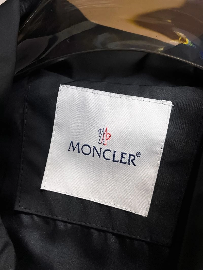 TravelReady Moncler Outwear 140768