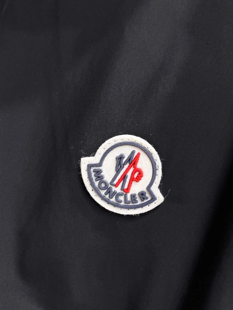 Moncler Outwear GoAnywhere 140763