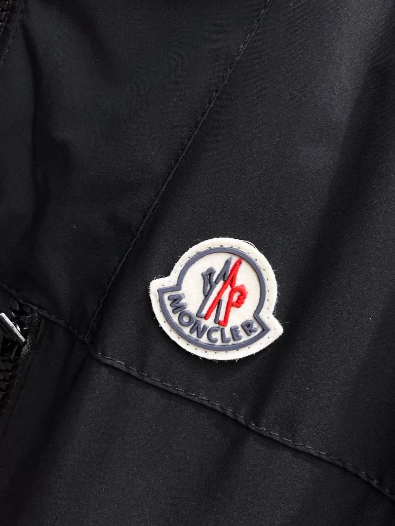 Moncler Outwear FlexibleFit 140754