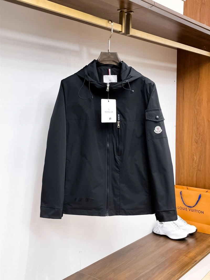 Moncler Outwear SunProtective 140762