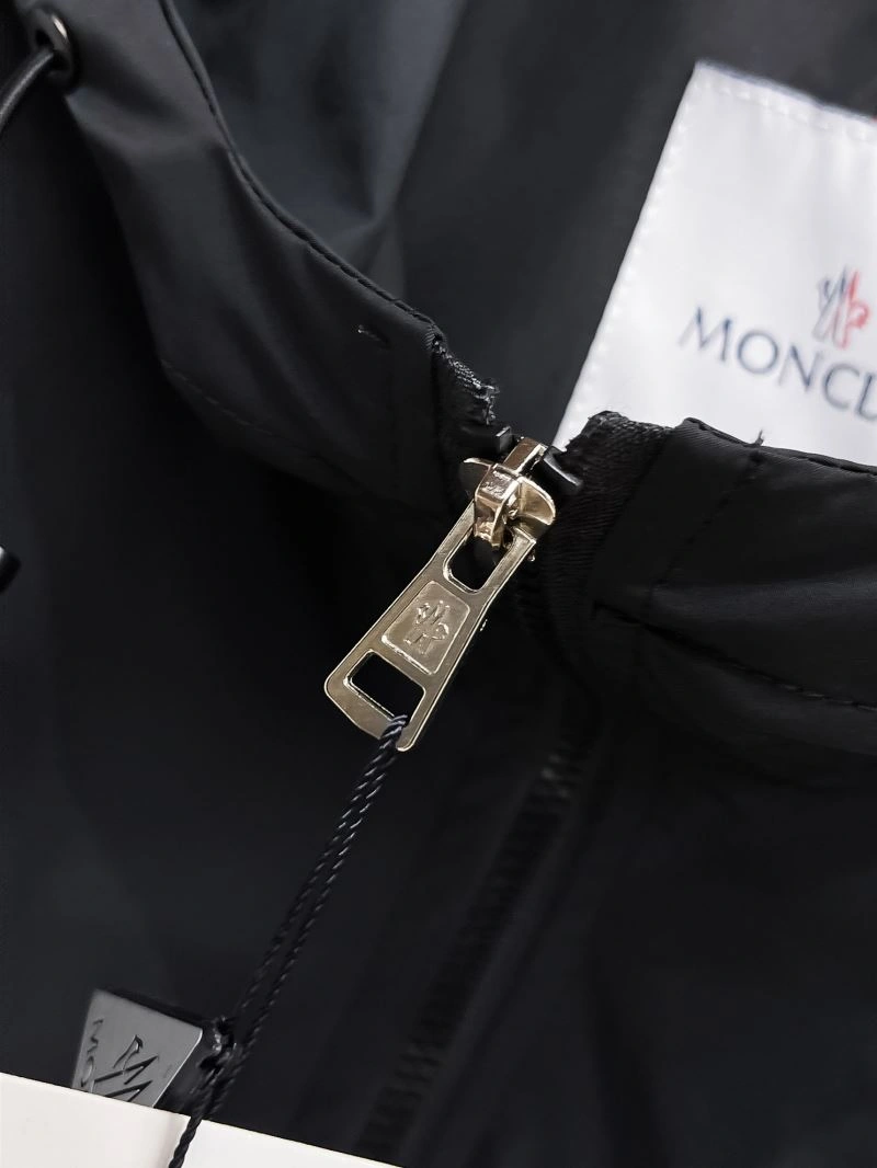 Moncler Outwear SunProtective 140762