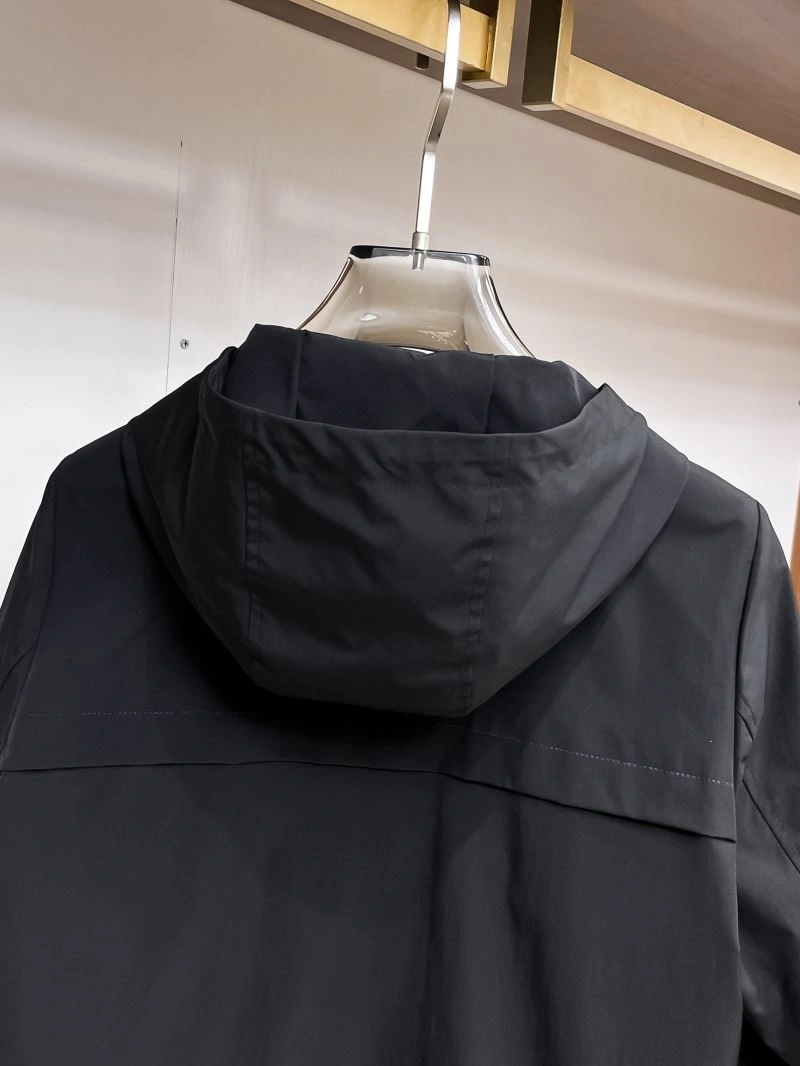 Bright Moncler Outwear 140760
