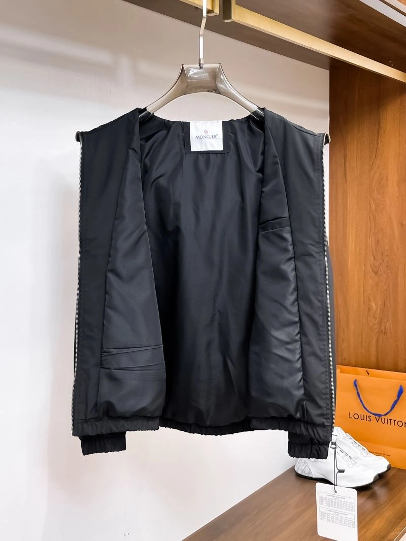 Bright Moncler Outwear 140760