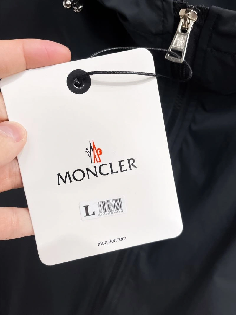 Moncler Outwear Neat 140765