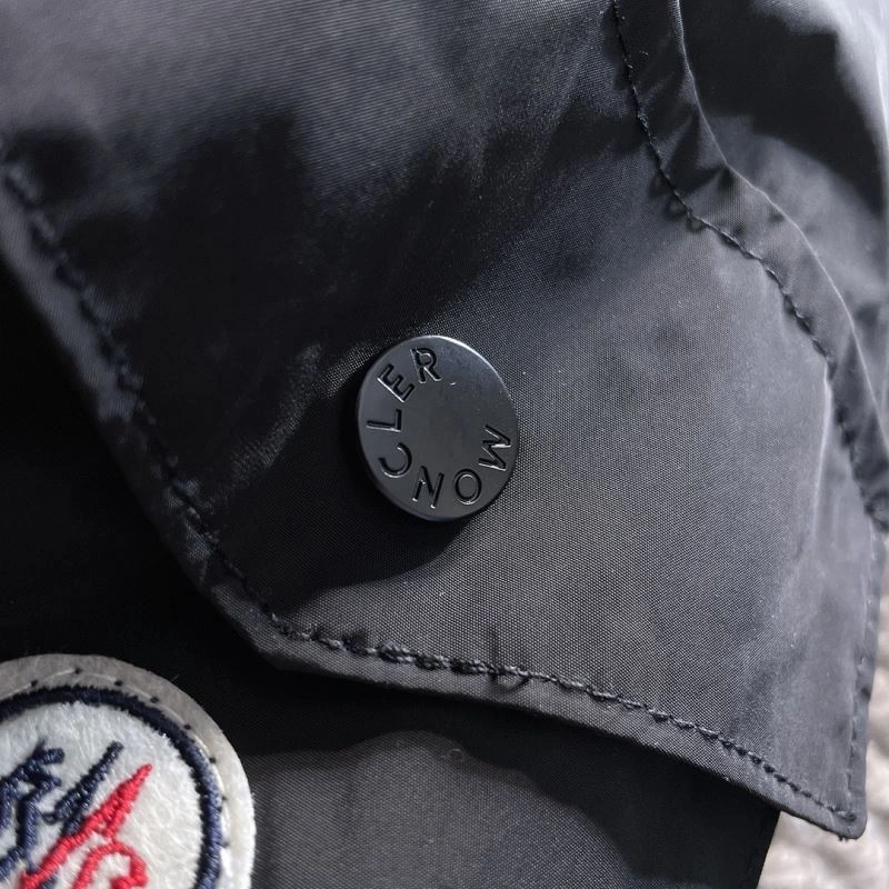 Moncler Outwear SunProtective 140755