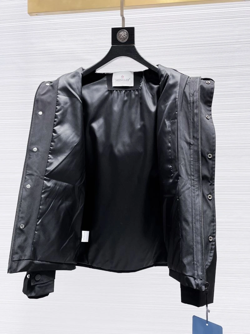 Supportive Moncler Outwear 140747