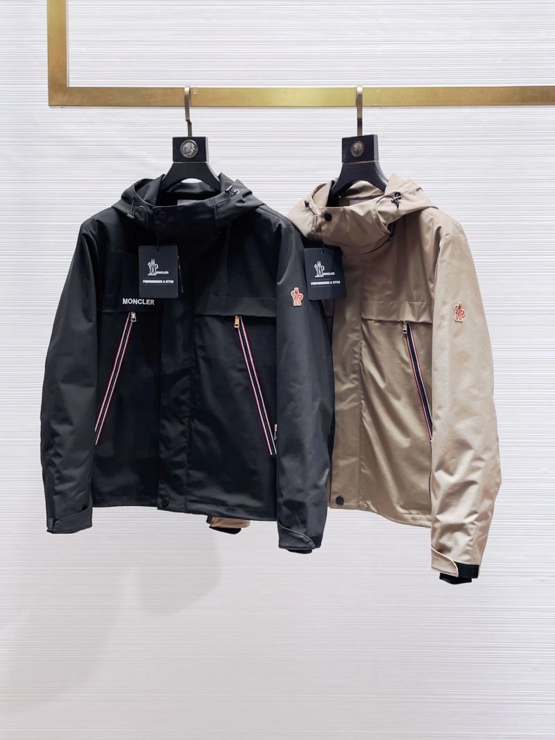 Moncler Outwear Breathable 140751
