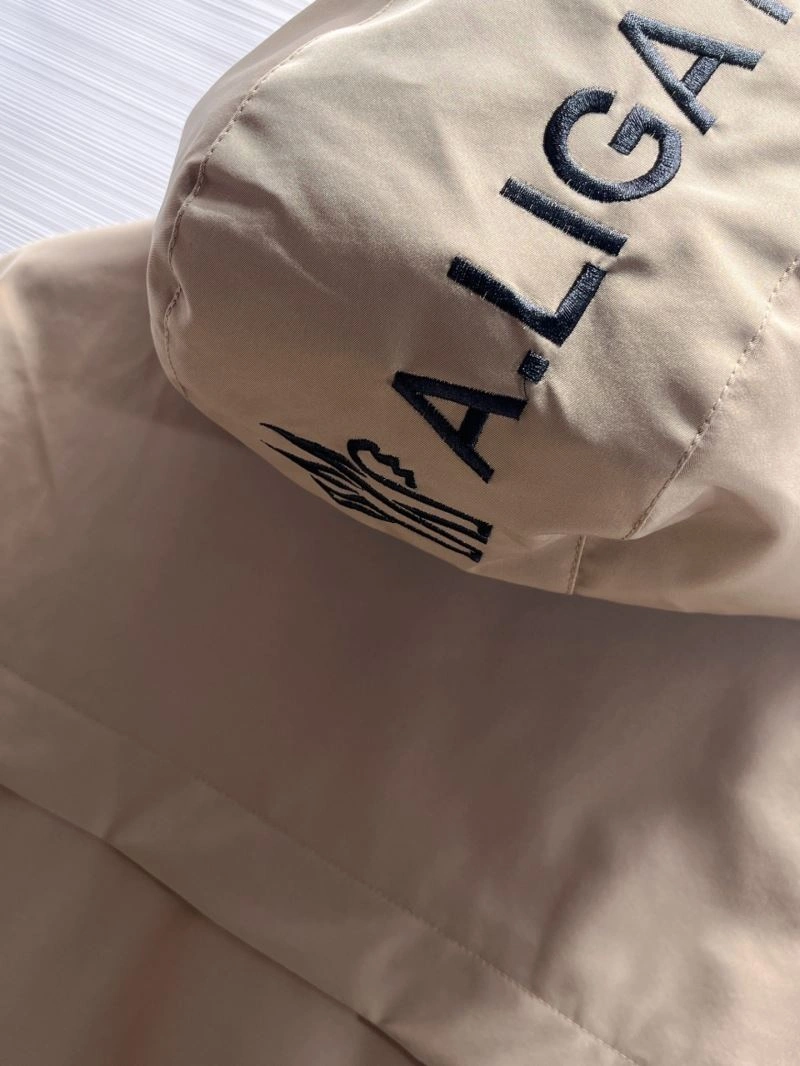 Moncler Outwear Breathable 140751