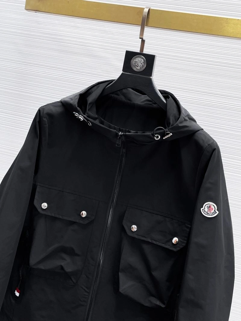 Moncler Outwear Timeless 140749