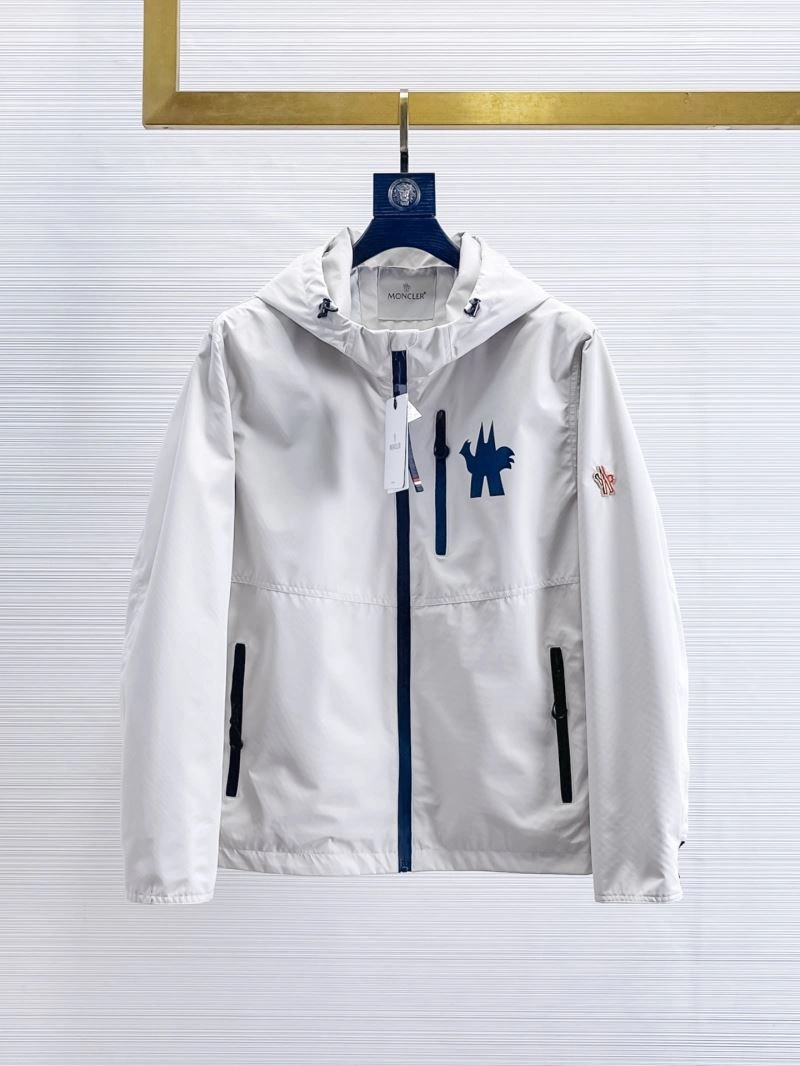Lightweight Moncler Outwear 140742