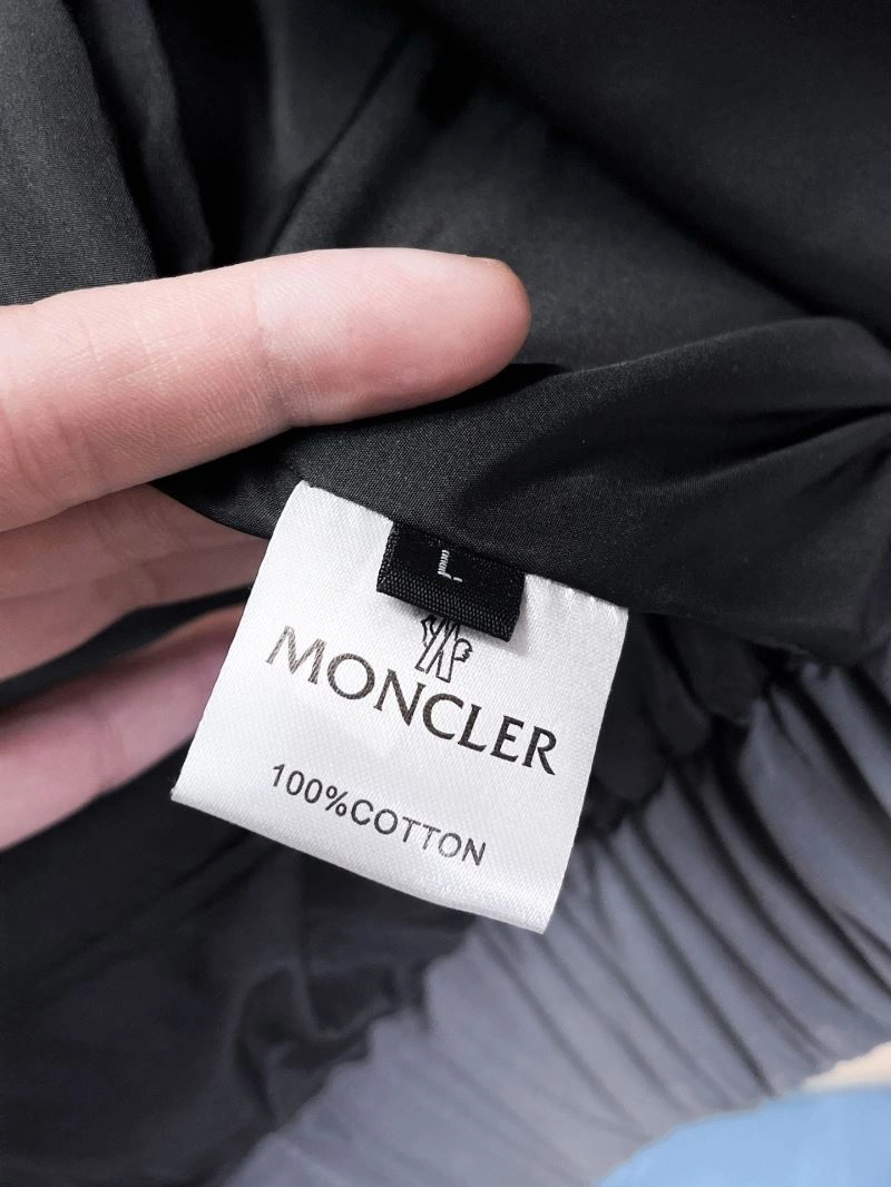 Fashionable Moncler Outwear 140753
