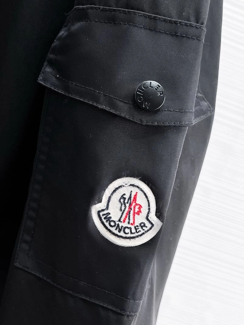 Moncler Outwear AllSeason 140748