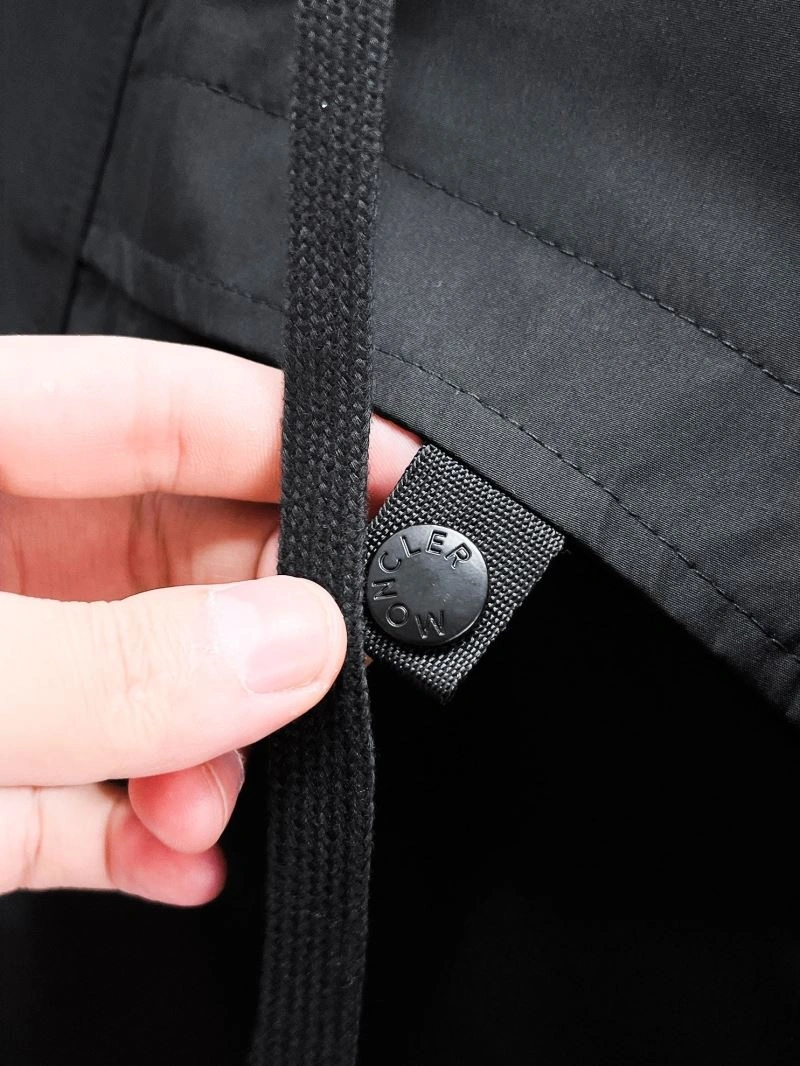 Durable Moncler Outwear 140744