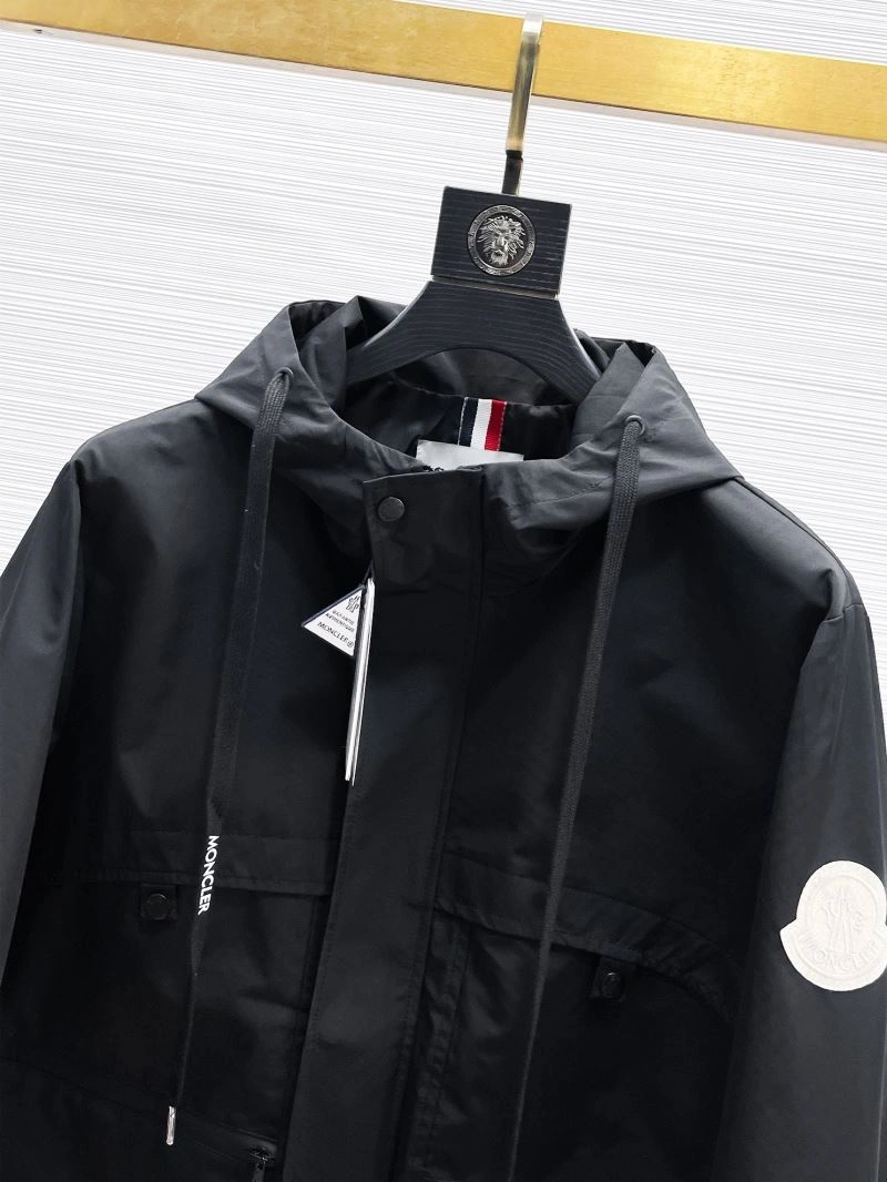 Durable Moncler Outwear 140744