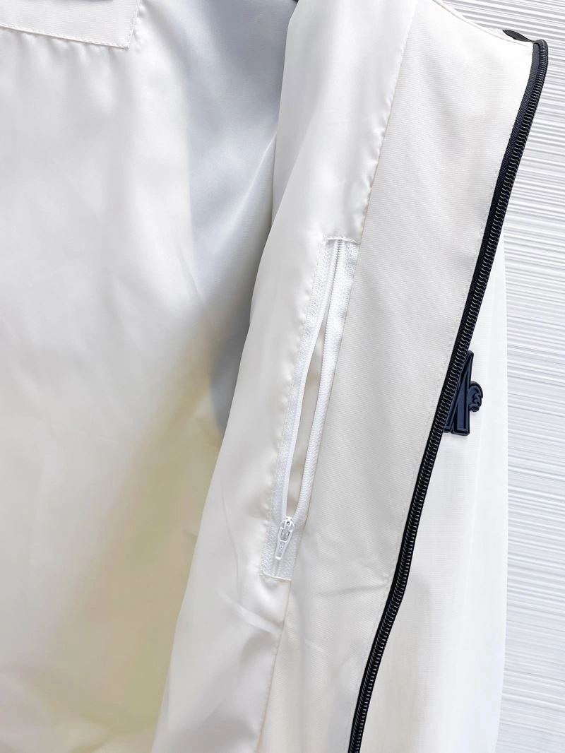 AllSeason Moncler Outwear 140743