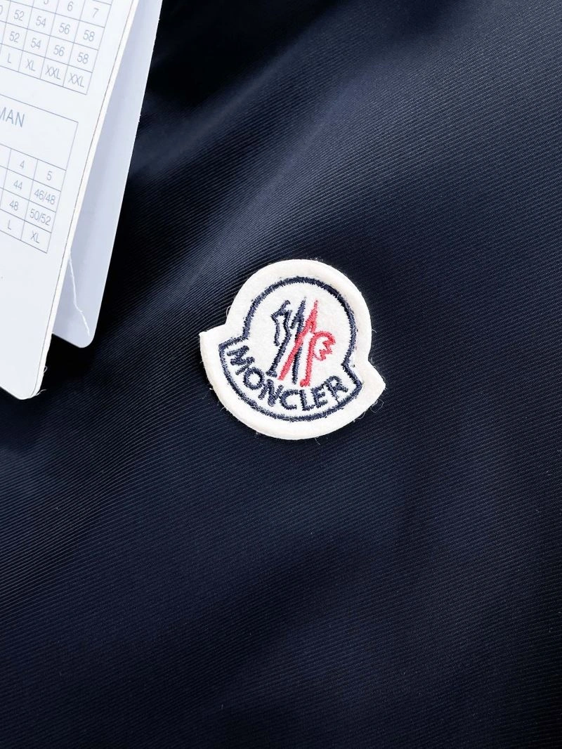 Minimalist Moncler Outwear 140736