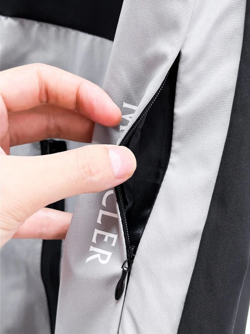 QuickDry Moncler Outwear 140735