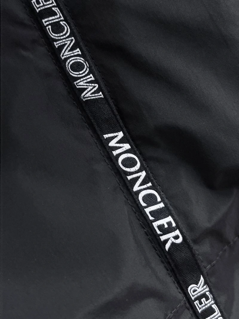 SoftTouch Moncler Outwear 140738