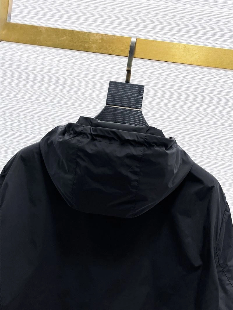 SoftTouch Moncler Outwear 140738