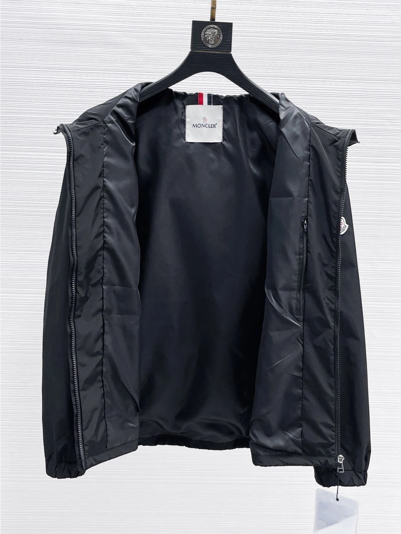 SoftTouch Moncler Outwear 140738