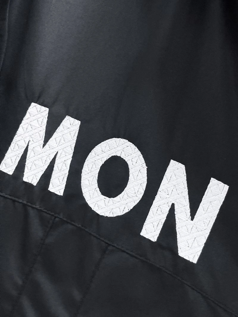 Comfortable Moncler Outwear 140734
