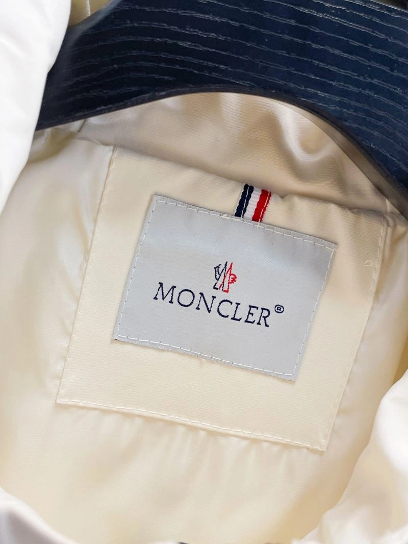 Moncler Outwear Casual 140733