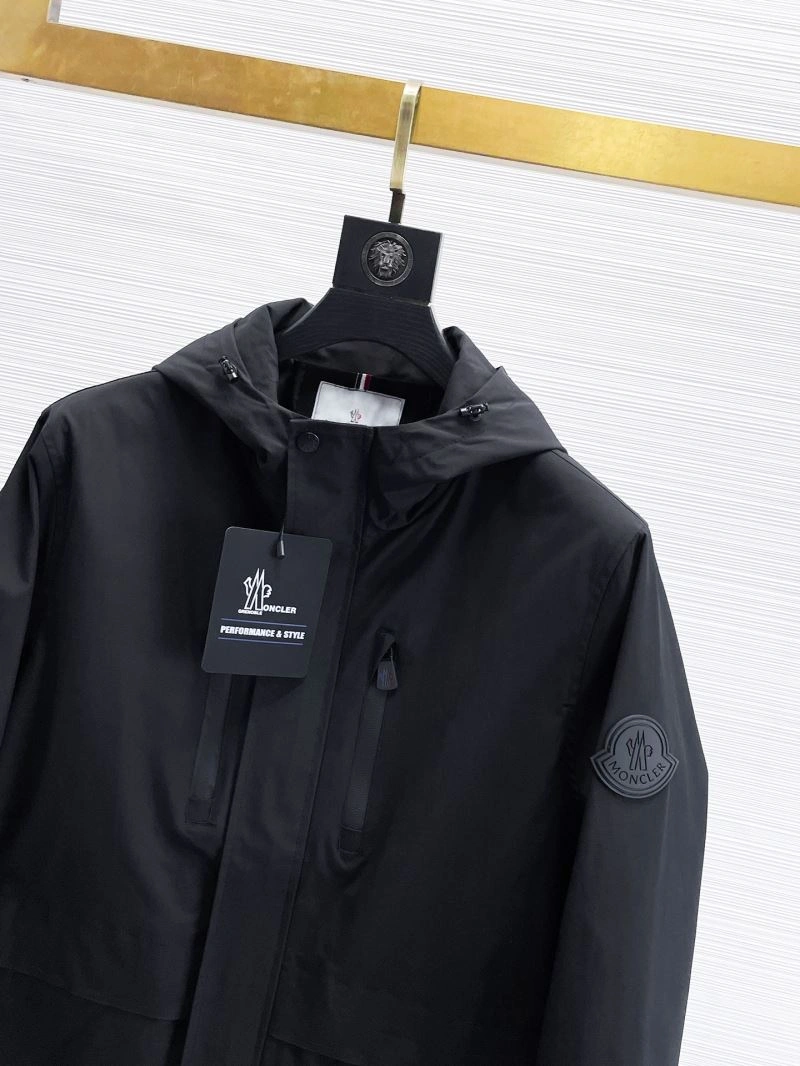 Timeless Moncler Outwear 140729