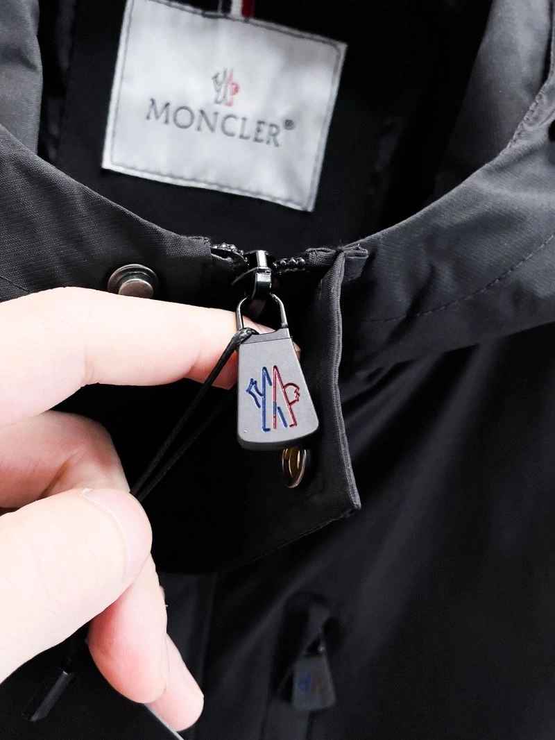 Timeless Moncler Outwear 140729
