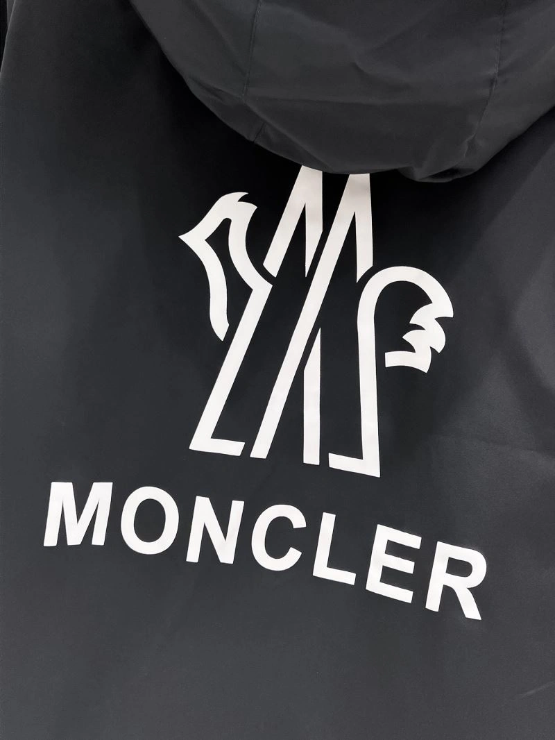 Flexible Moncler Outwear 140722
