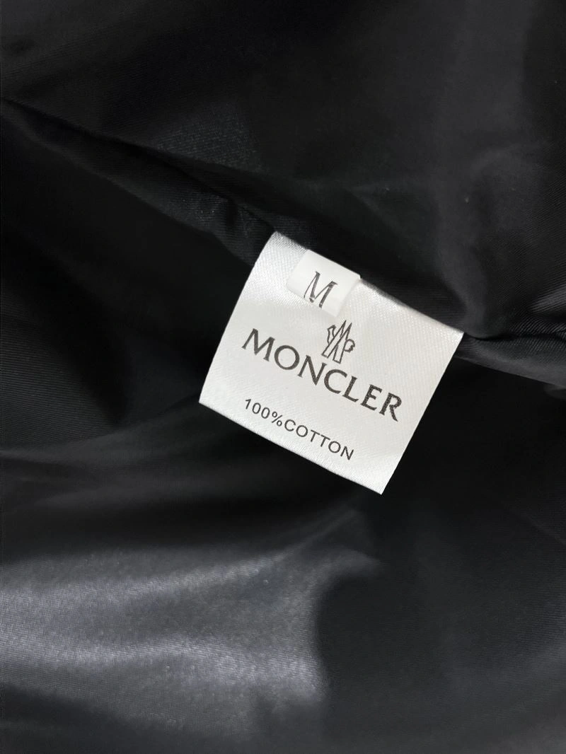 Flexible Moncler Outwear 140722