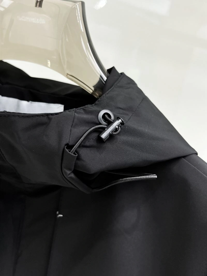 Flexible Moncler Outwear 140722