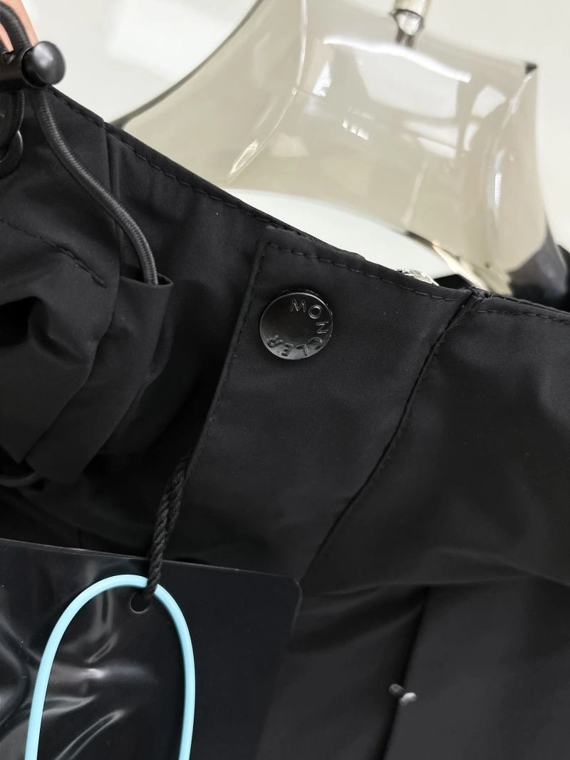 Flexible Moncler Outwear 140722