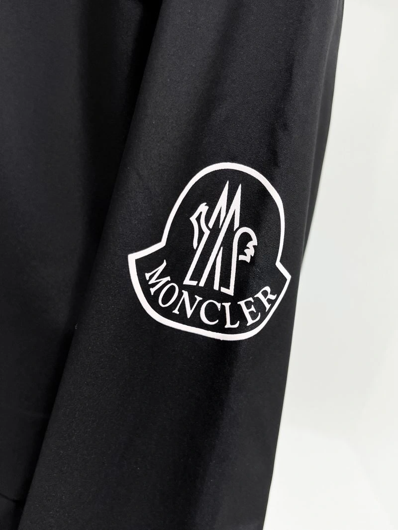 Flexible Moncler Outwear 140722