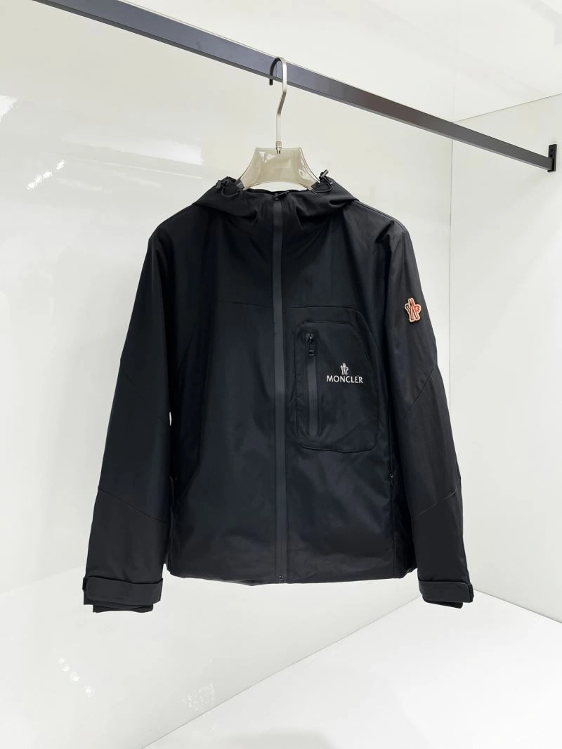 Effortless Moncler Outwear 140716