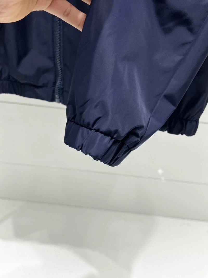 Moncler Outwear BestValue 140711