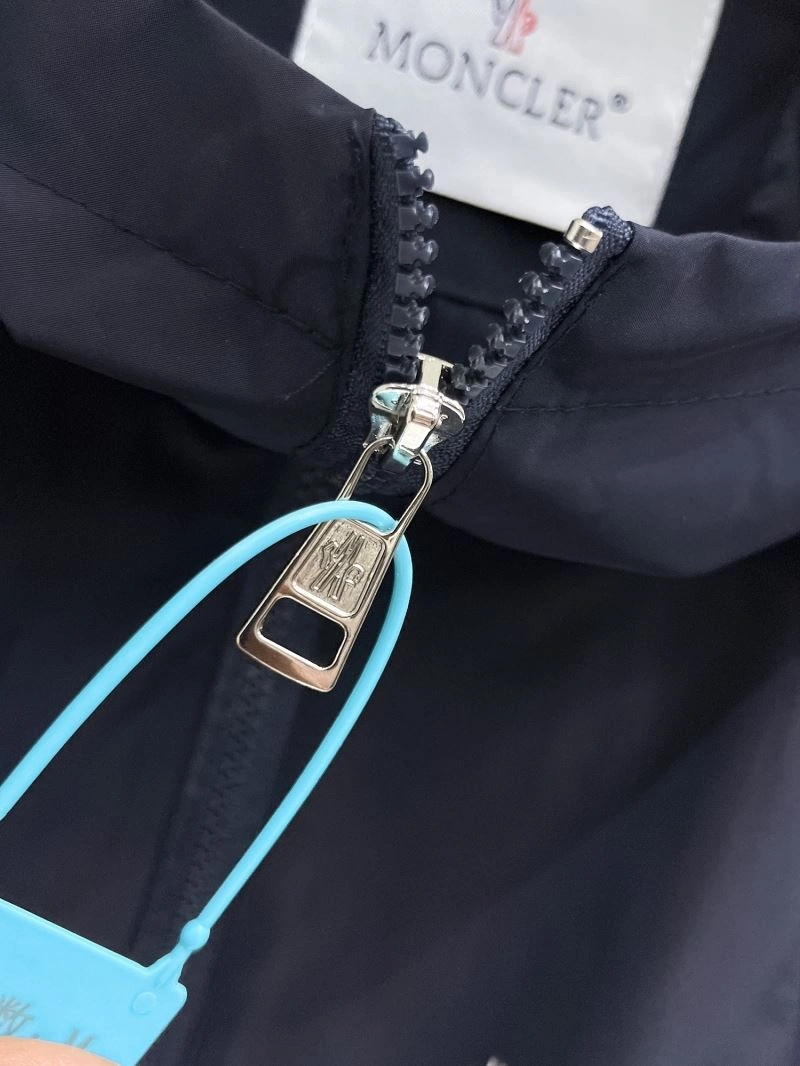 Moncler Outwear BestValue 140711