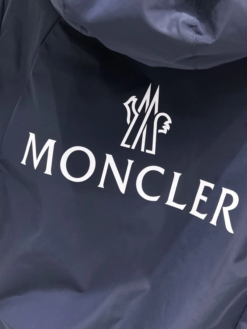 Moncler Outwear BestValue 140711